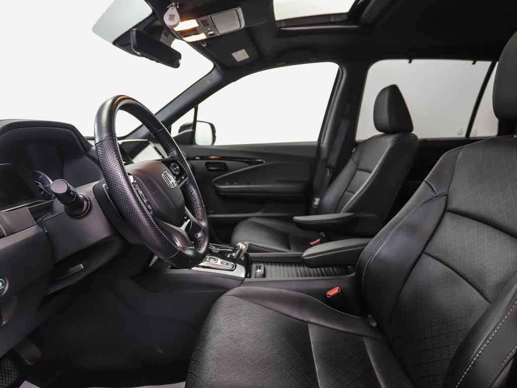 Thumbnail: 2022 Honda Passport - 11