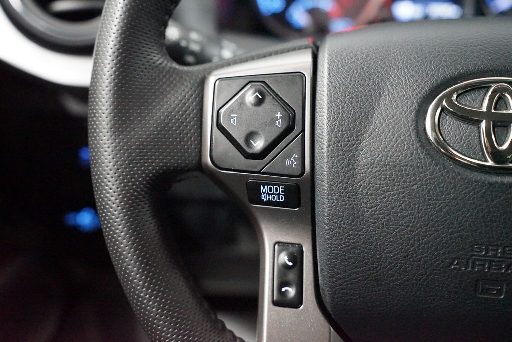 Thumbnail: 2023 Toyota Tacoma - 15