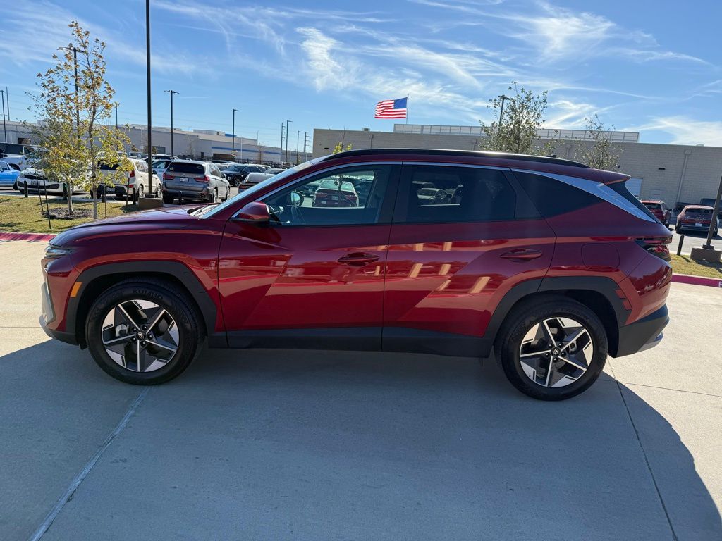 Thumbnail: 2025 Hyundai Tucson - 8