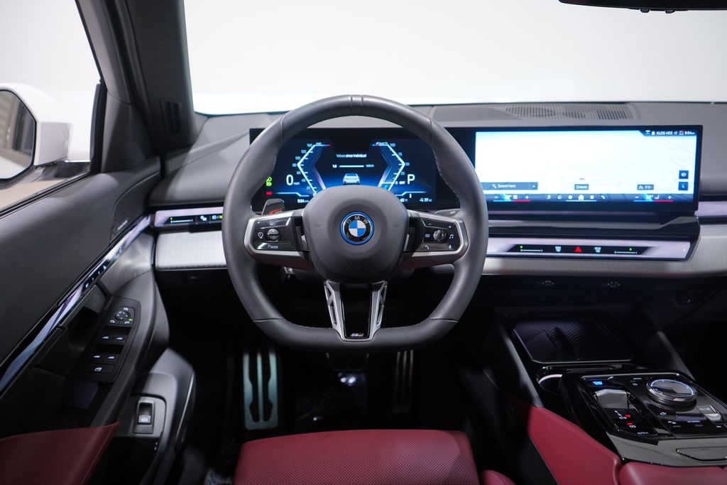 Thumbnail: 2024 BMW i5 - 11