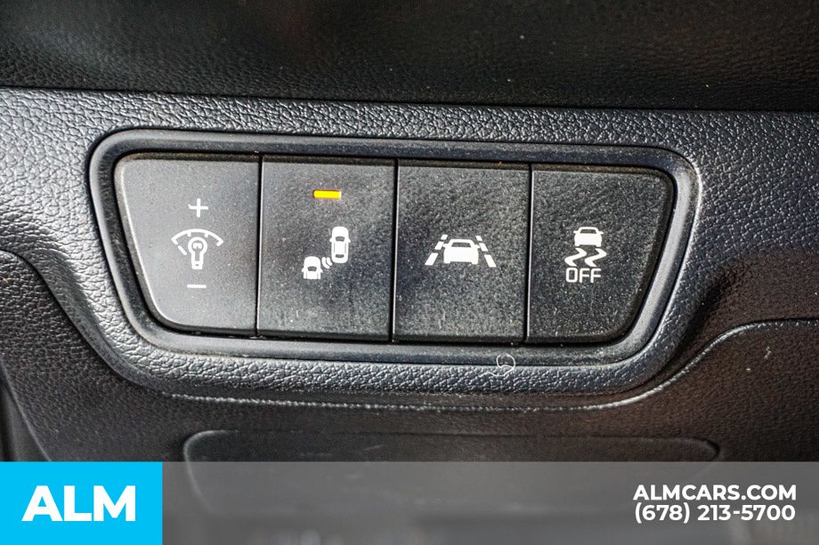 Used 2019 Black Kia EX image 45