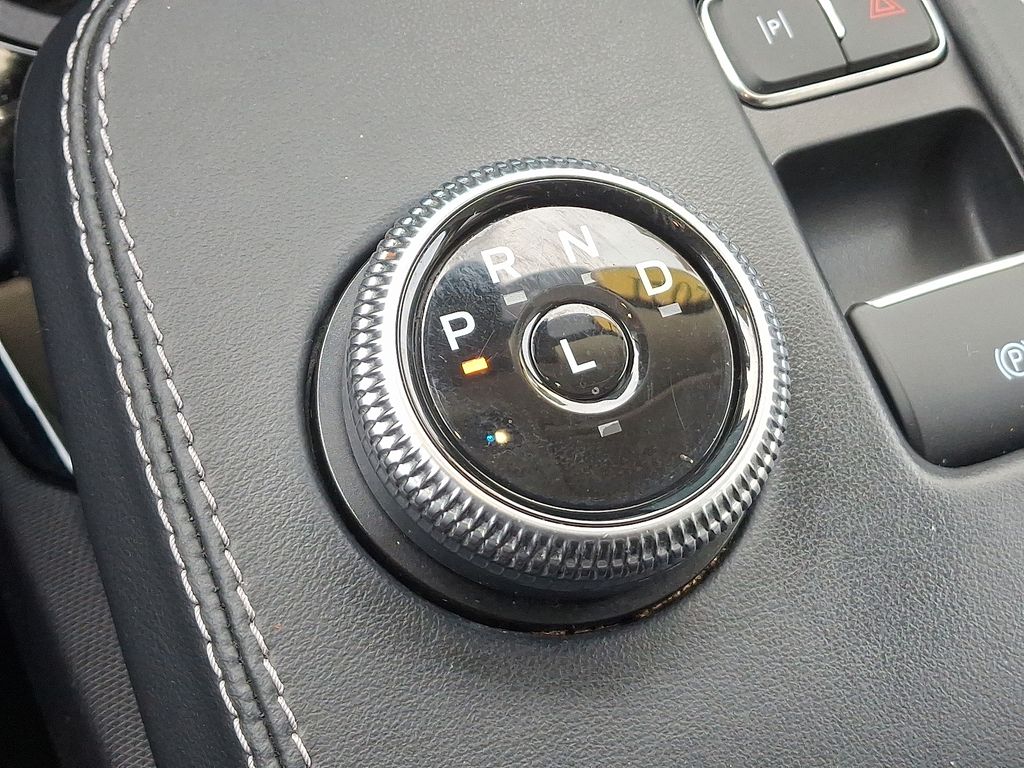 Thumbnail: 2021 Ford Mustang Mach-E - 15