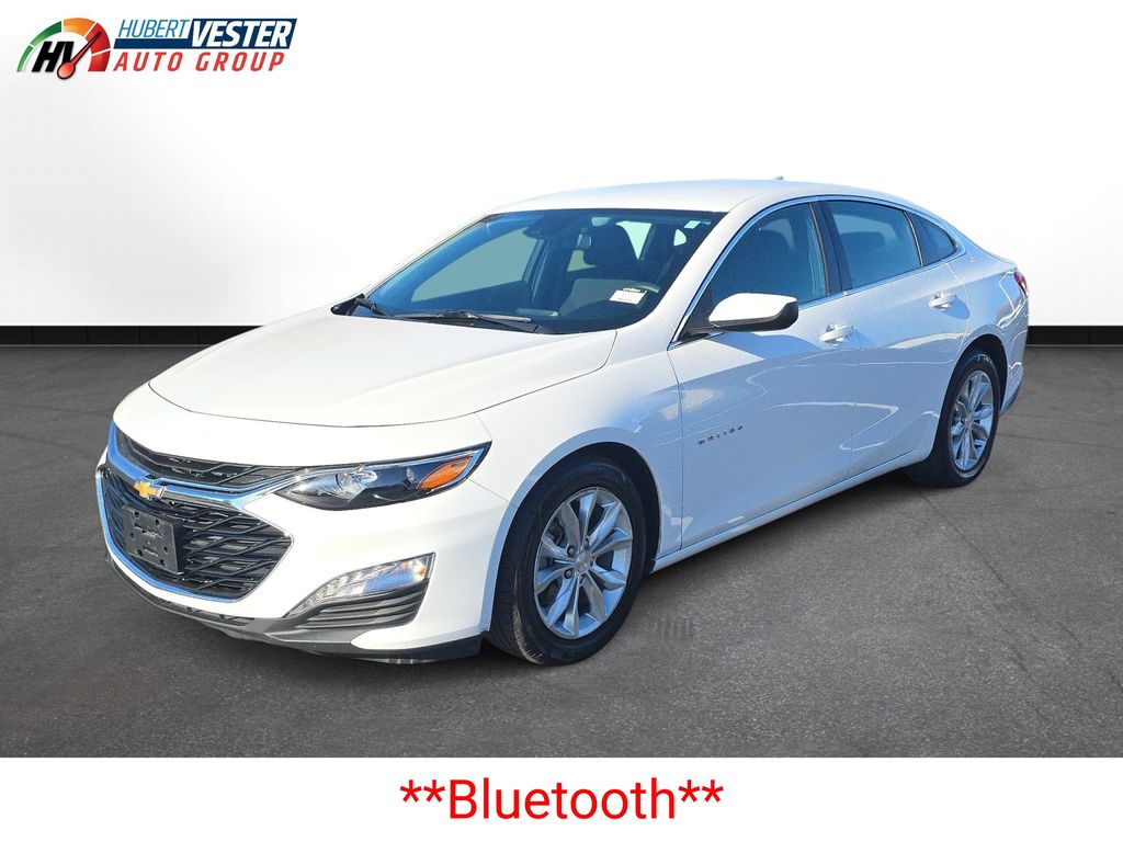 2024 Chevrolet Malibu 1LT photo 2
