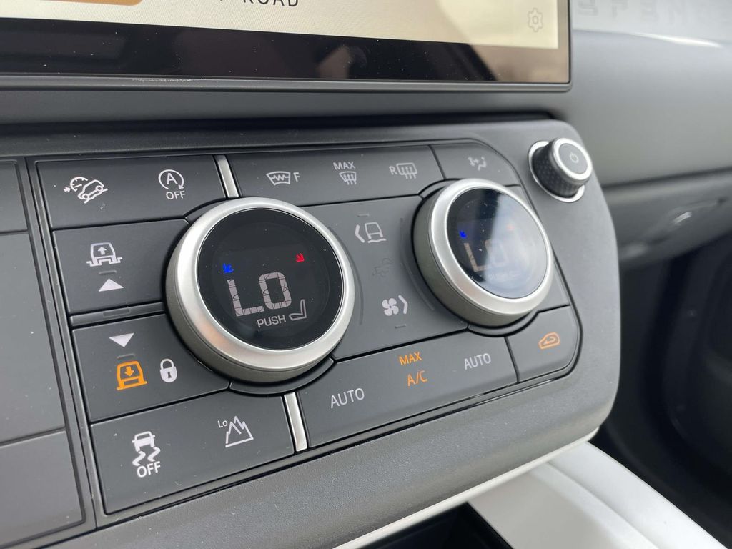 New 2026 Gray Land Rover S image 28