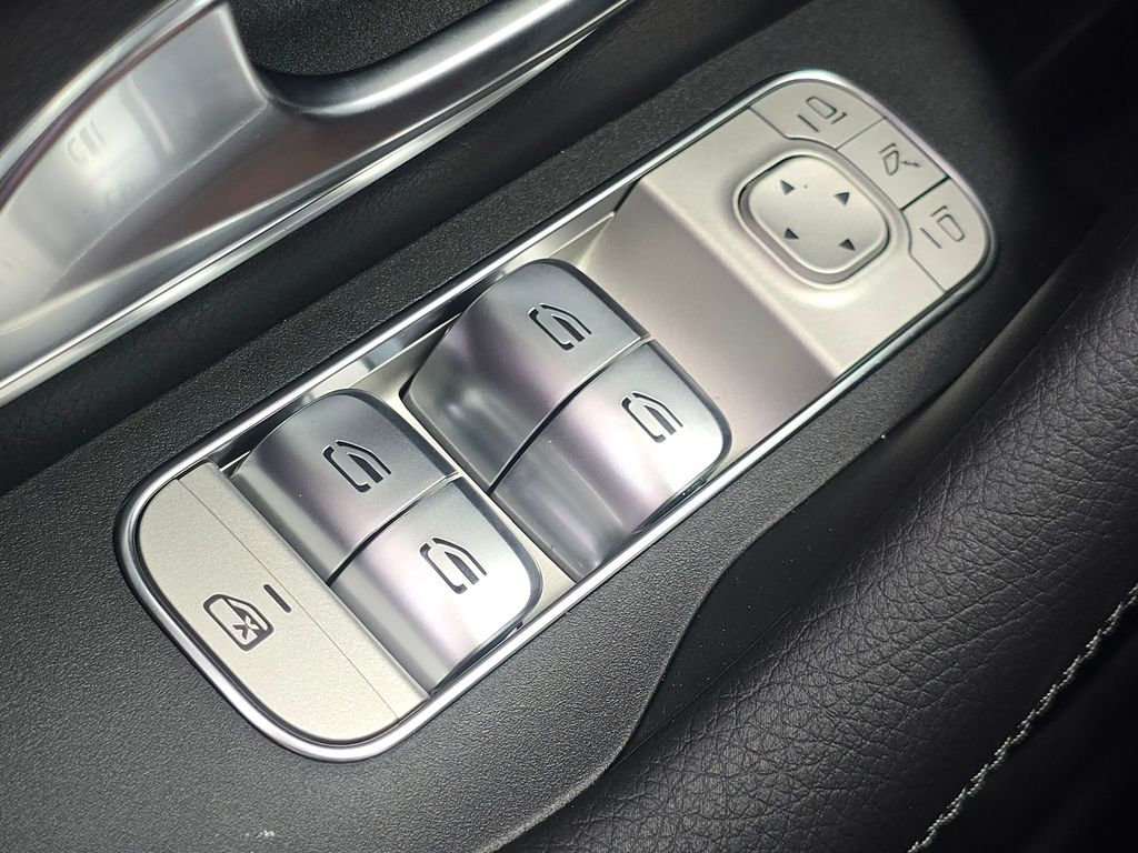 New 2026 White Mercedes-Benz GLE 350 image 29