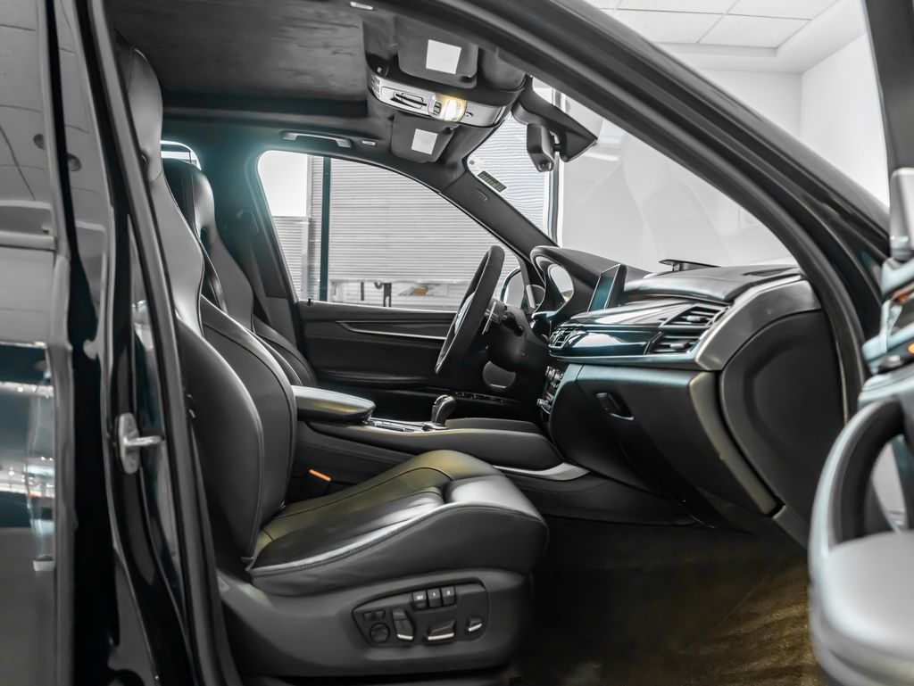 Used 2017 Black BMW  image 26