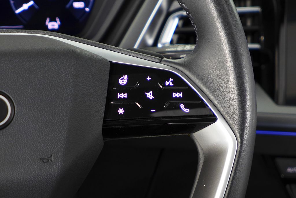 Thumbnail: 2023 Audi Q4 e-tron - 29