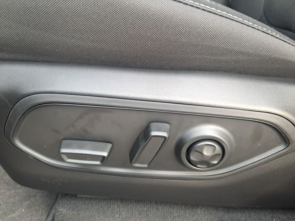 New Car 2025 Jeep Grand Cherokee  Laredo For Sale Under $35,000 In Austin, Texas