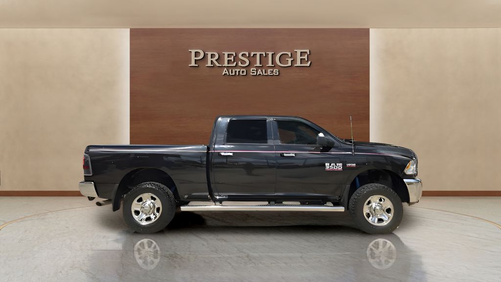 Brilliant Black Crystal Pearlcoat 2018 RAM 3500 SLT Crew Cab 4WD Pickup Truck Four-Wheel Drive 6-Speed Automatic