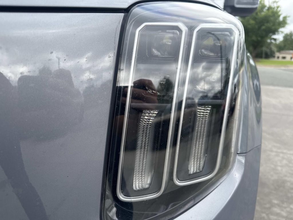Used 2023 Silver Kia S image 10