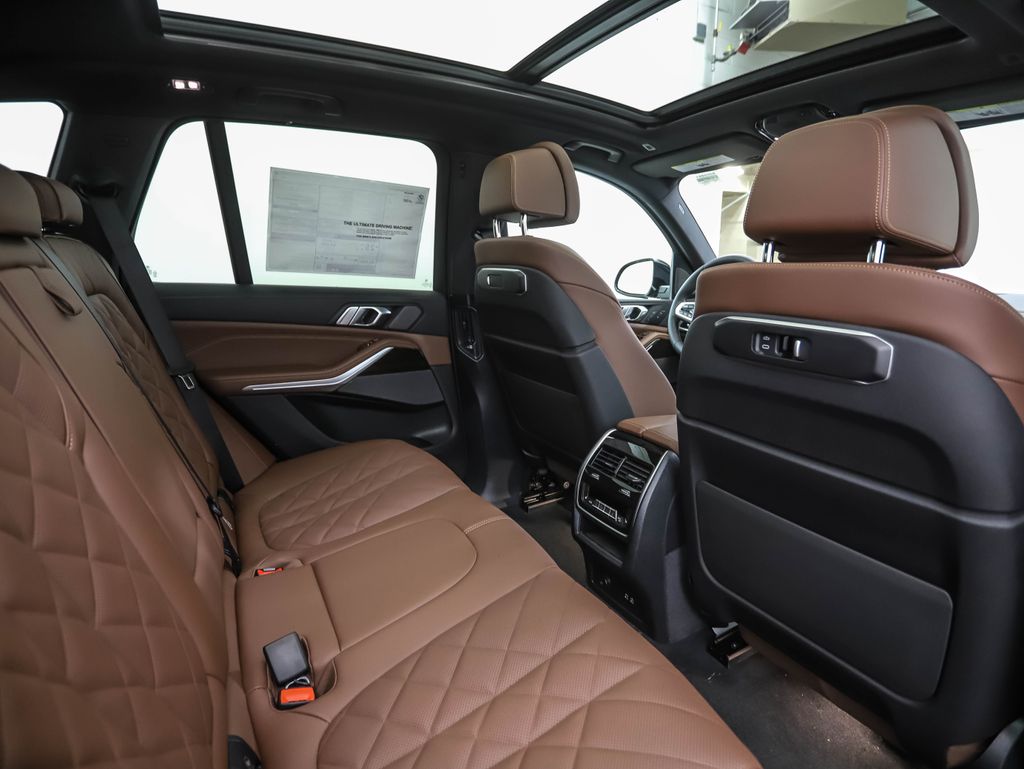 Thumbnail: 2026 BMW X5 - 26