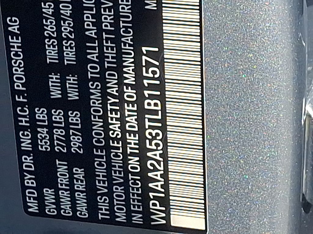 Thumbnail: 2026 Porsche Macan - 24