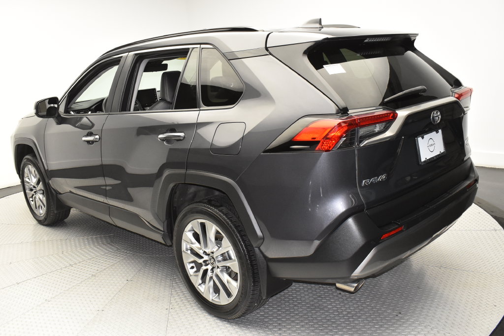 Thumbnail: 2022 Toyota RAV4 - 7