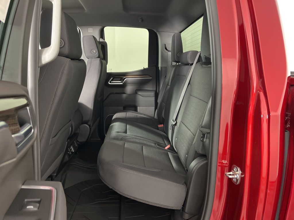 Thumbnail: 2026 Chevrolet Silverado 1500 - 21