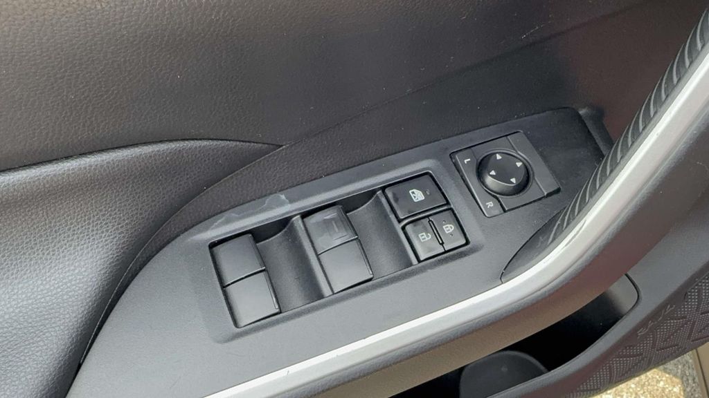 Used 2020 Toyota RAV4 SUV
