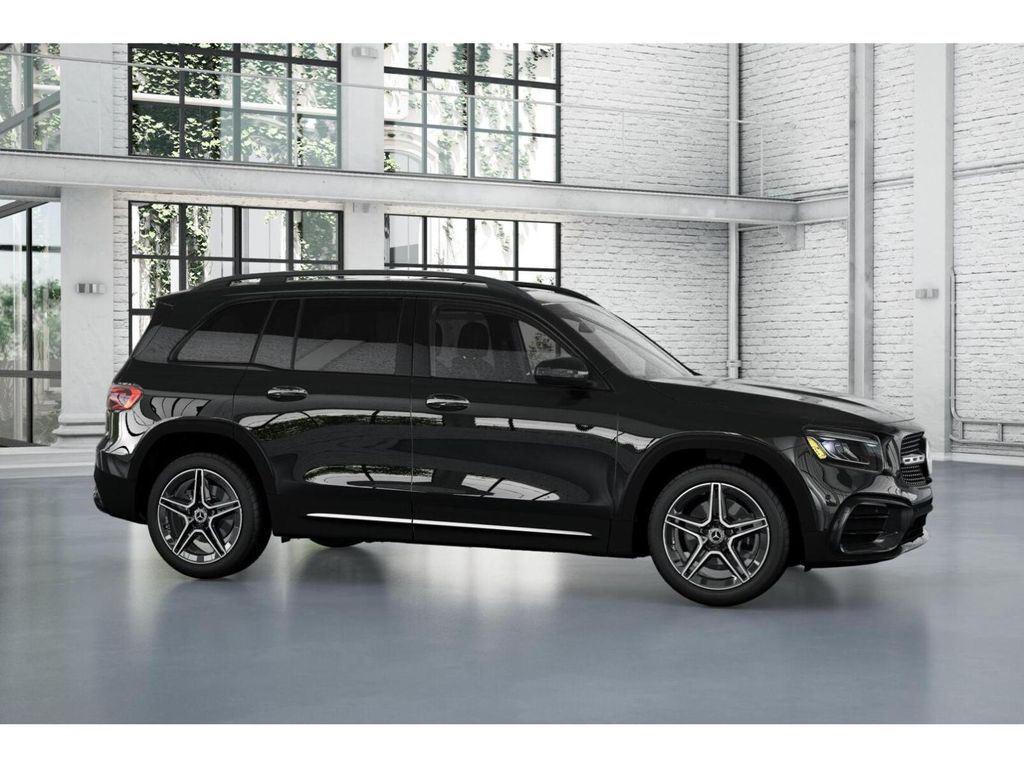 2025 Mercedes-Benz GLB 250 14