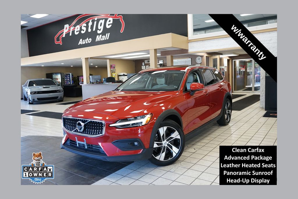 Fusion Red Metallic 2022 Volvo V60 Wagon All-Wheel Drive Automatic