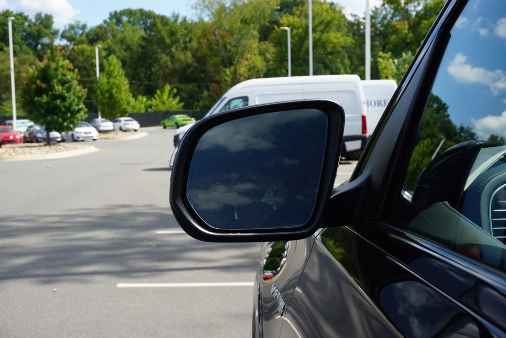 Thumbnail: 2026 Mercedes-Benz GLS - 16