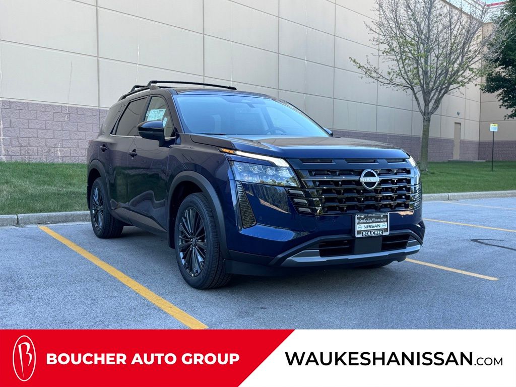 2026 Nissan Pathfinder SL