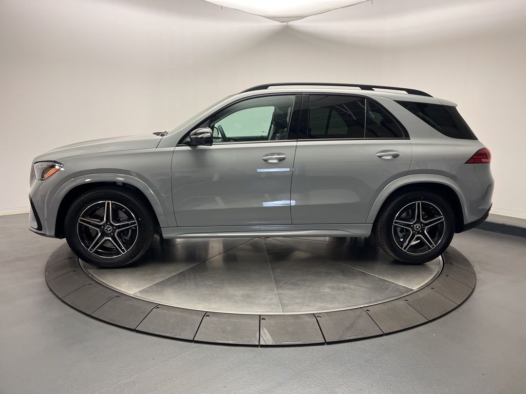 Thumbnail: 2026 Mercedes-Benz GLE - 4