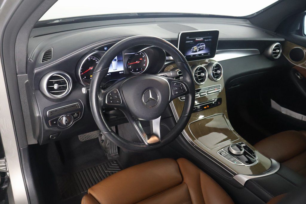 Thumbnail: 2019 Mercedes-Benz GLC - 7
