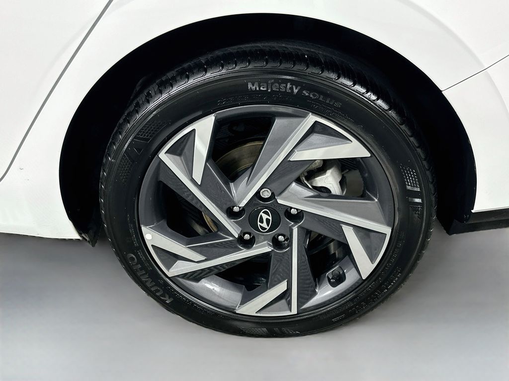 Thumbnail: 2025 Hyundai Elantra - 28