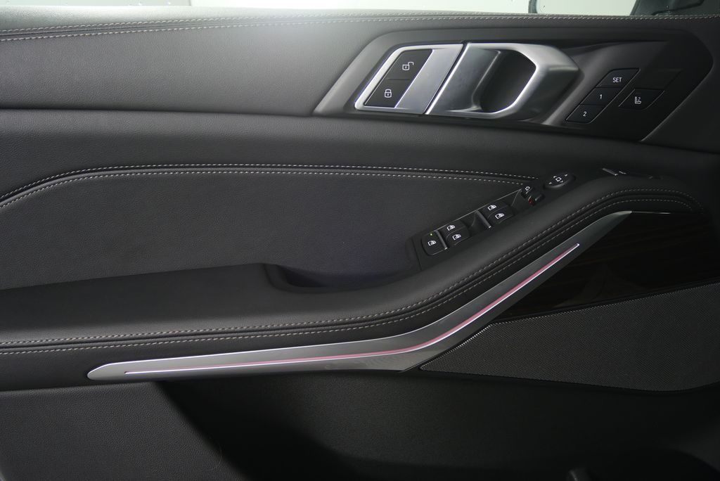 Thumbnail: 2025 BMW X5 - 9