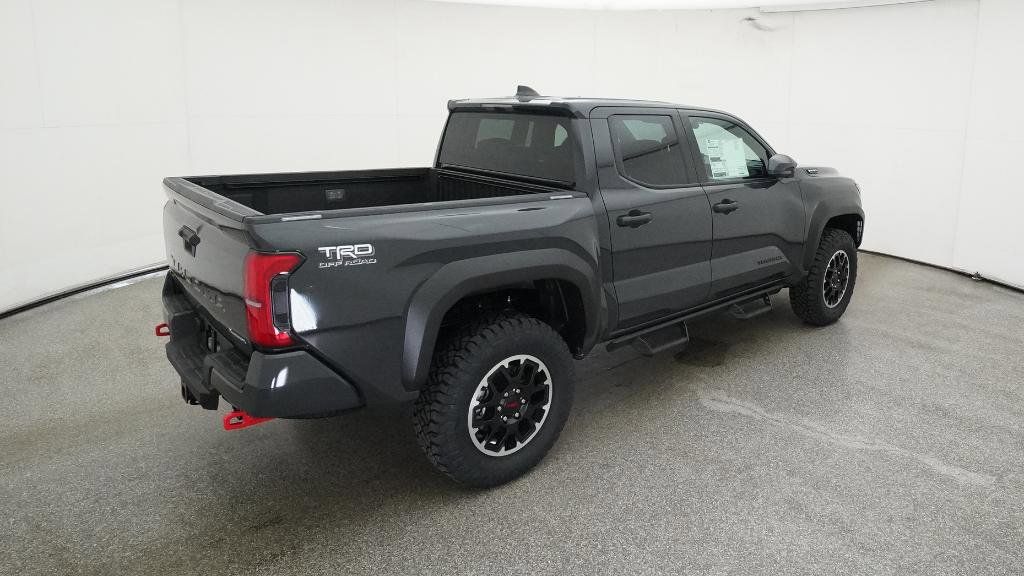 2025 Toyota Tacoma TRD Off-Road 32