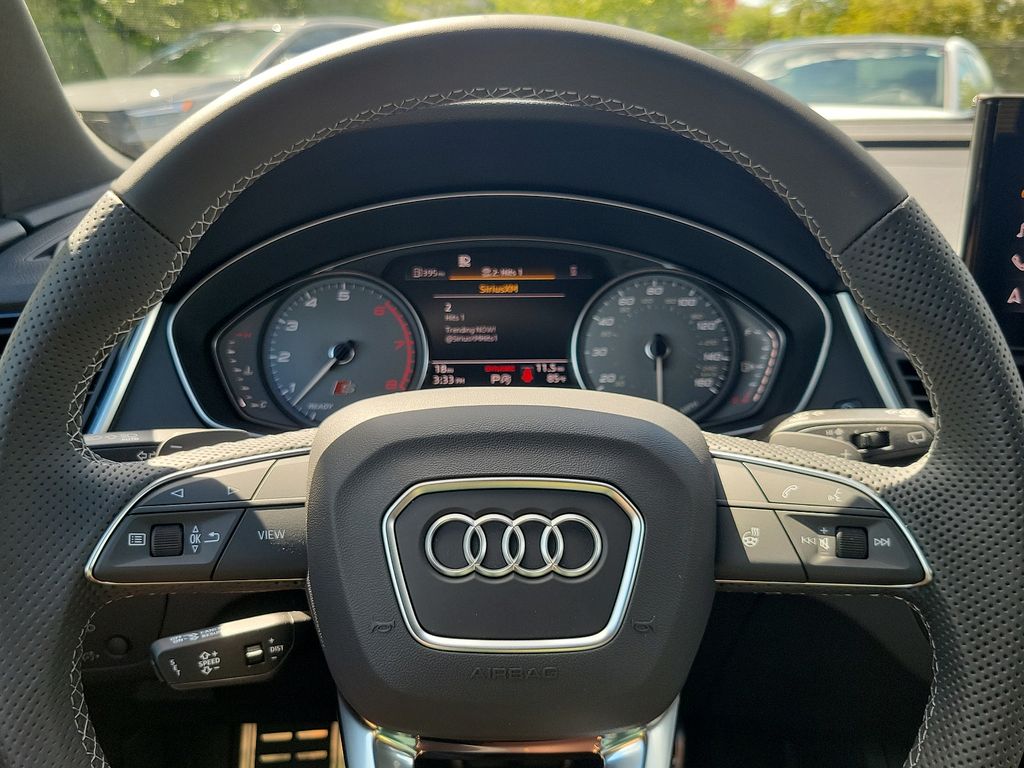 2024 Audi SQ5 Premium 9