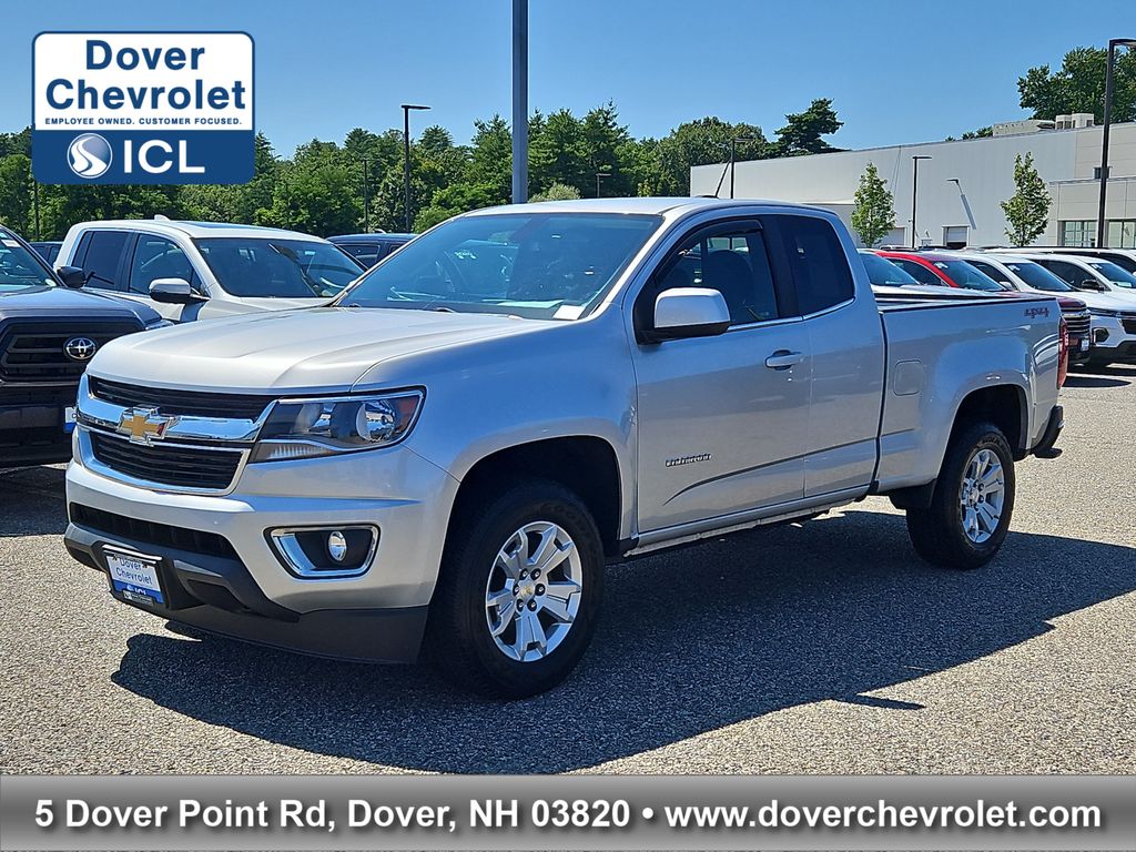Silver Ice Metallic 2020 Chevrolet Colorado Pickup Truck Four-Wheel Drive 8-Speed Automatic