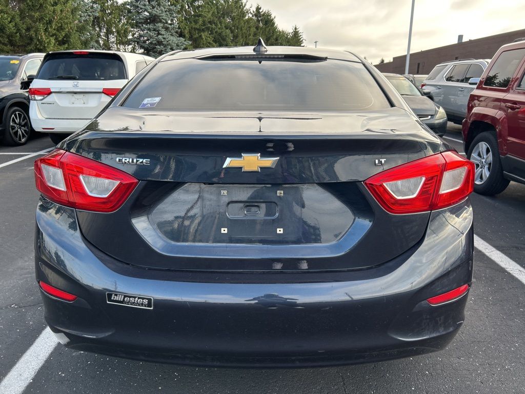 Thumbnail: 2016 Chevrolet Cruze - 5