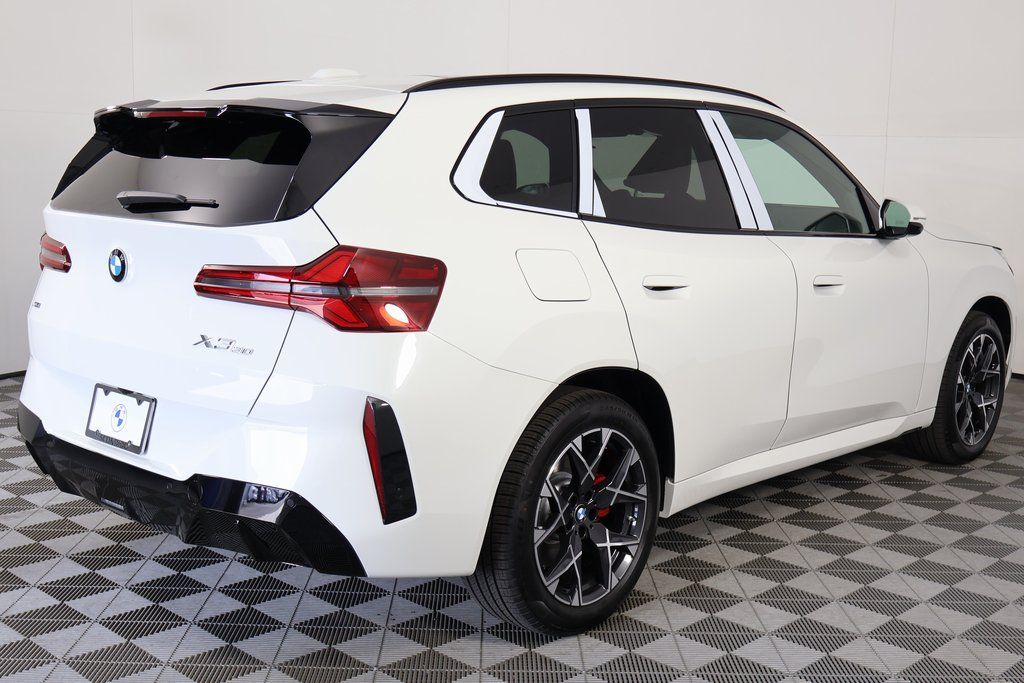 Thumbnail: 2026 BMW X3 - 2