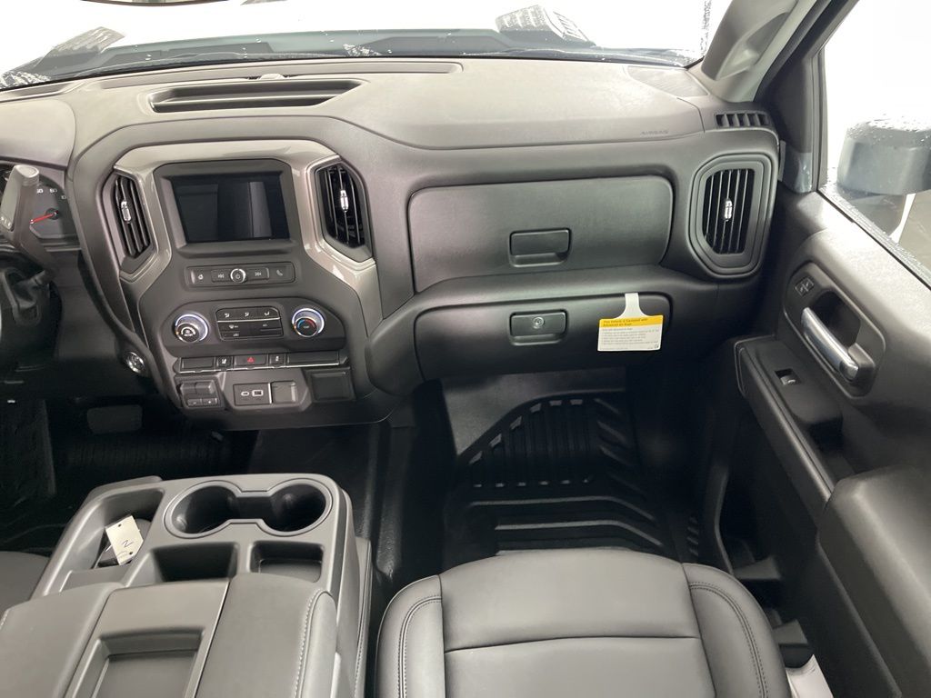 Thumbnail: 2026 Chevrolet Silverado 2500 - 15