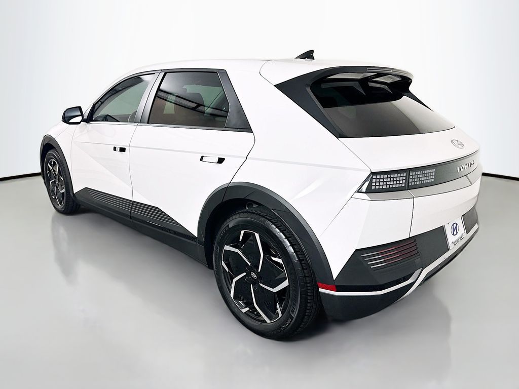 Thumbnail: 2023 Hyundai Ioniq 5 - 7