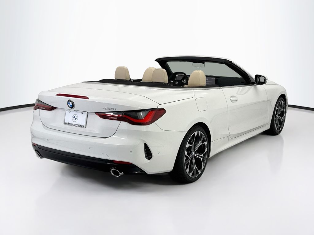 Thumbnail: 2027 BMW 4 Series - 5