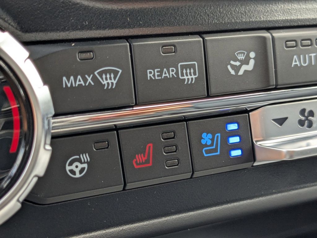 2025 Ford F-350 Super Duty Platinum