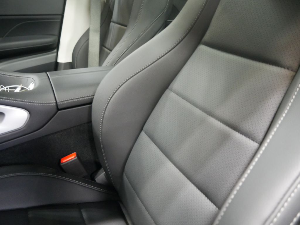 Thumbnail: 2026 Mercedes-Benz GLE - 21