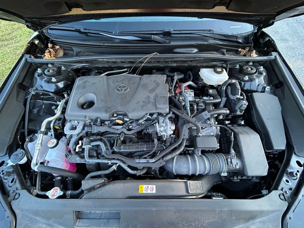 Thumbnail: 2025 Toyota Camry - 11