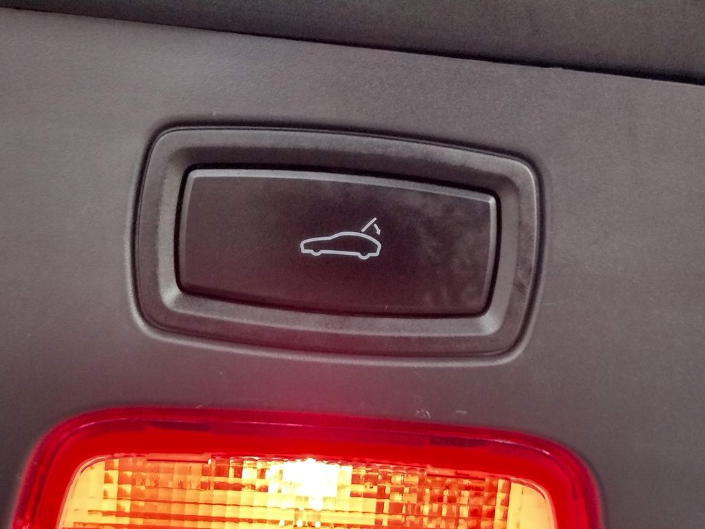 2017 Porsche Cayenne Base
