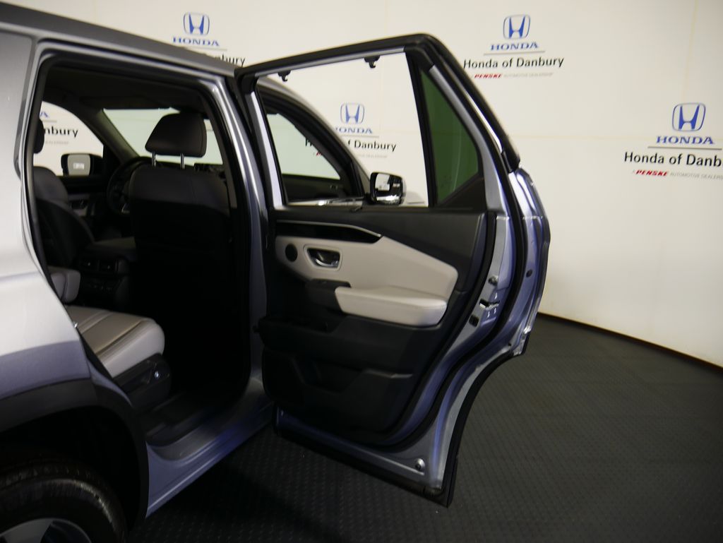 Thumbnail: 2026 Honda Pilot - 6