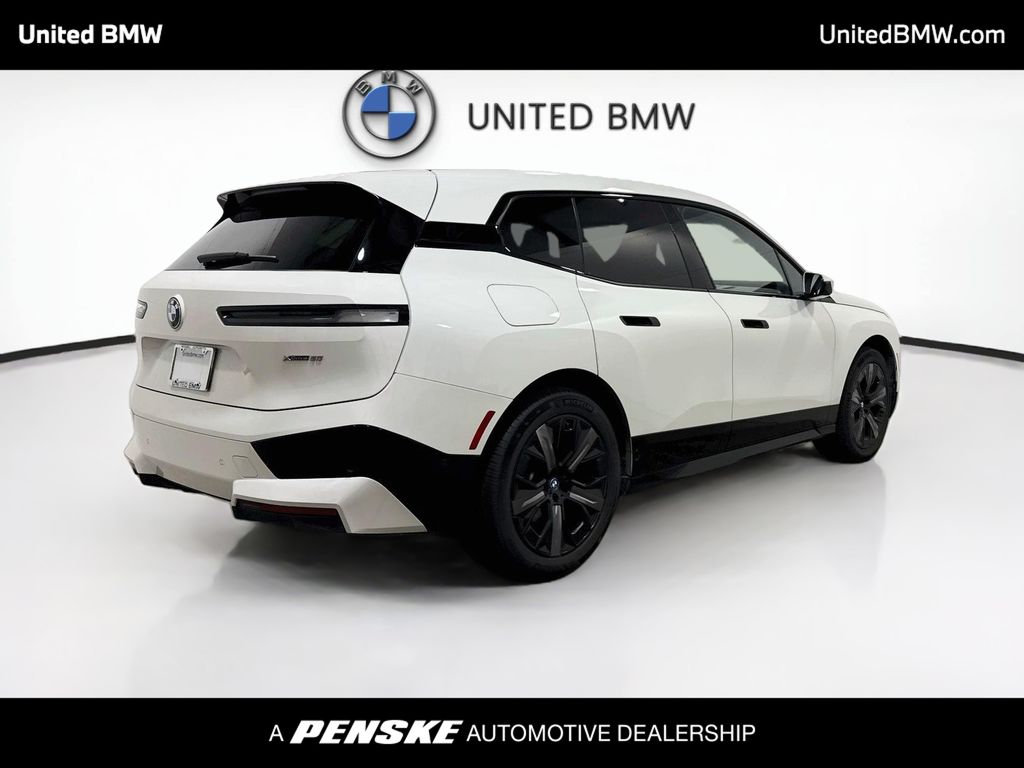 Thumbnail: 2024 BMW iX - 5