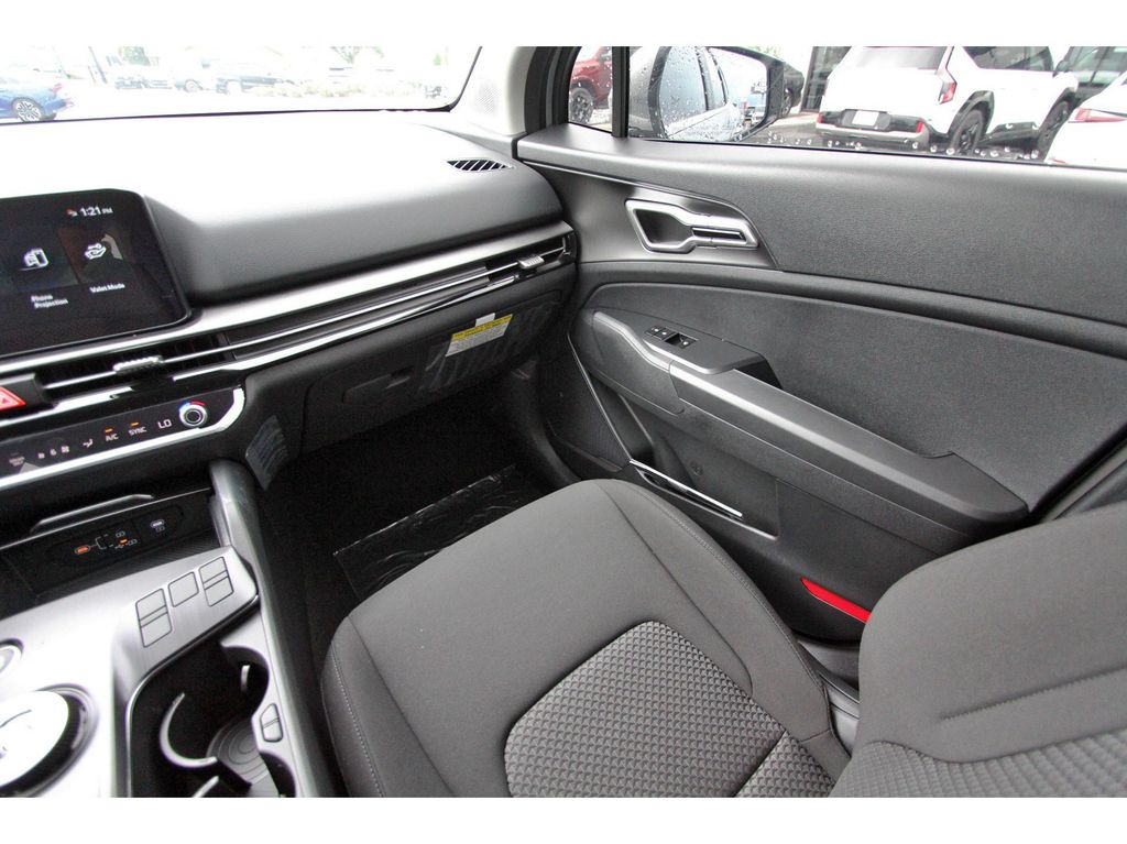 New 2026 Kia Sportage Hybrid SUV