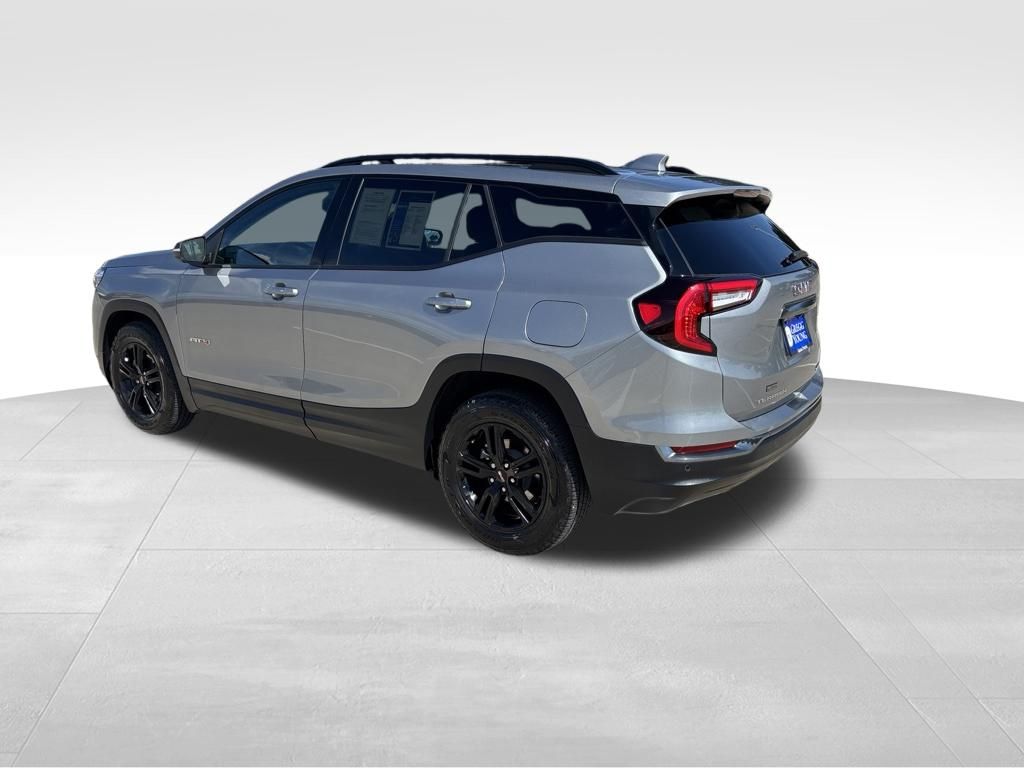 Used 2023 GMC Terrain SUV