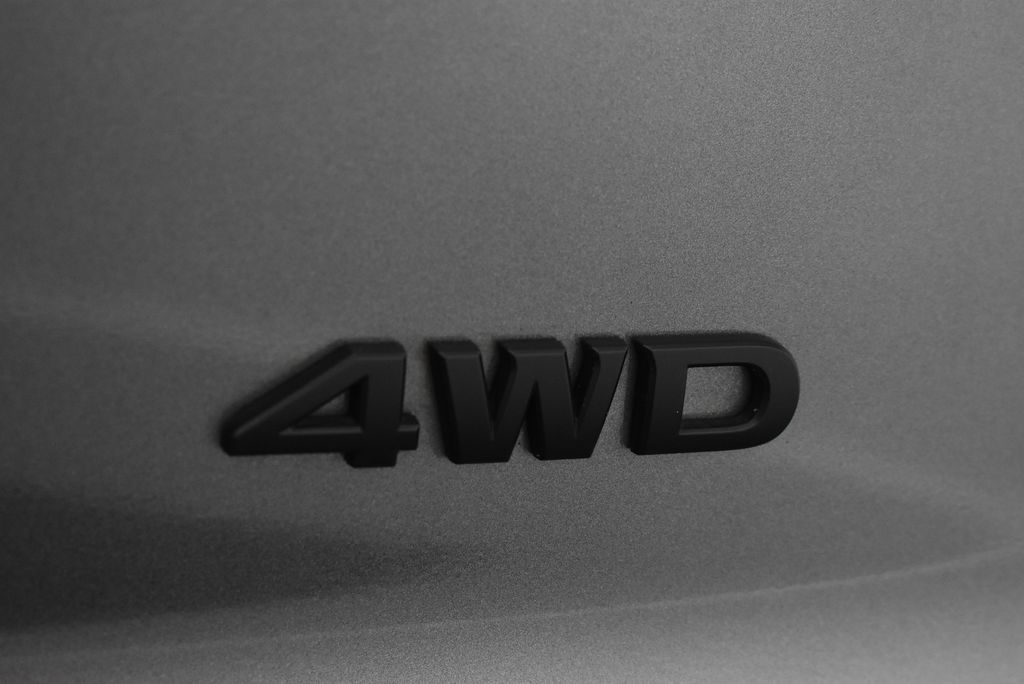 Thumbnail: 2024 Nissan Pathfinder - 10