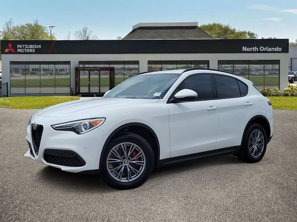 2022 Alfa Romeo Stelvio Sprint