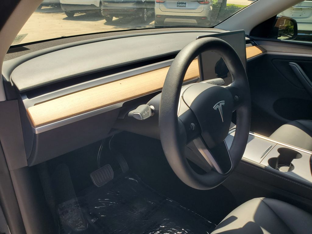2025 Tesla Model Y - $37,488