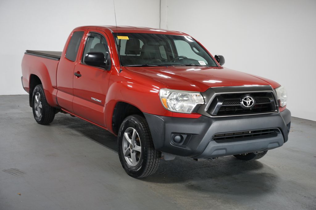 Thumbnail: 2013 Toyota Tacoma - 3
