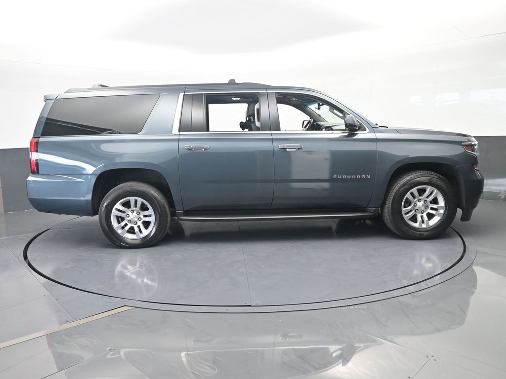 Used 2020 Shadow Gray Metallic Chevrolet LT image 7