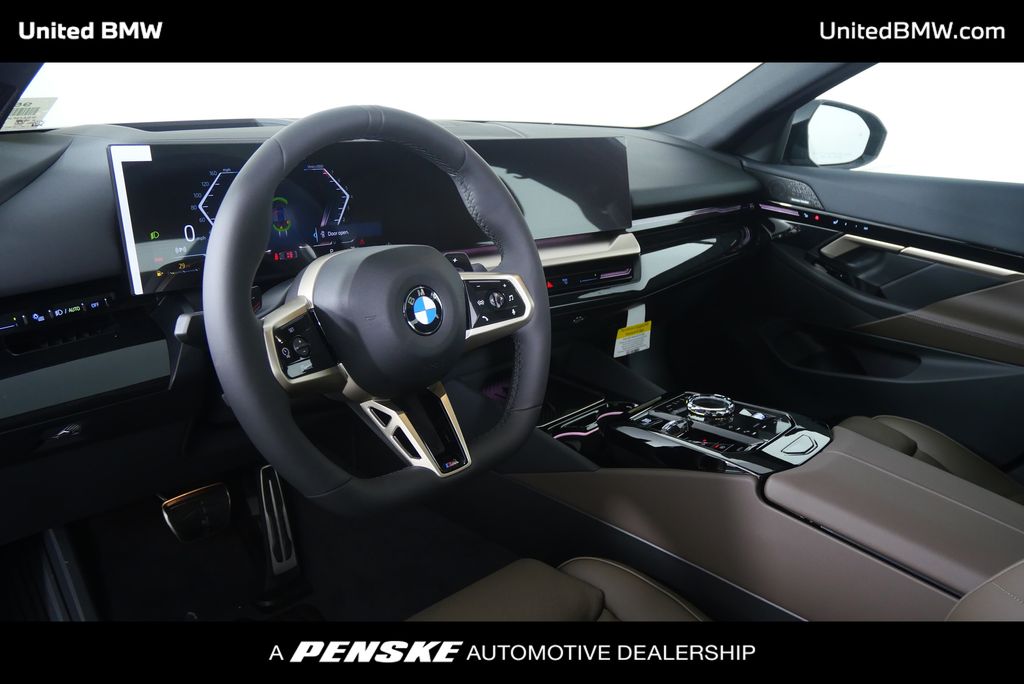 Thumbnail: 2026 BMW 5 Series - 13