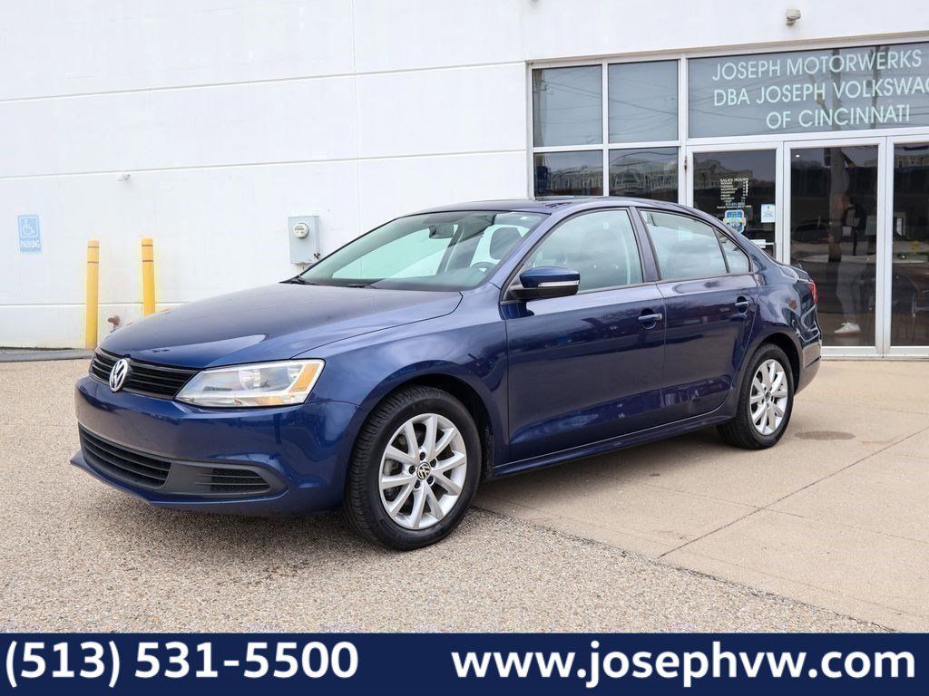 Blue 2012 Volkswagen Jetta SE Sedan Front-Wheel Drive 6-Speed Automatic